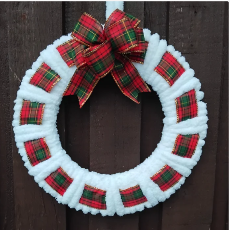 Tartan yarn wreath, tartan door wreath, tartan wall wreath Christmas wreath