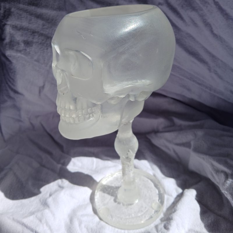 Grim Chalice - Diamond | crystal effect | skull-shaped resin cup