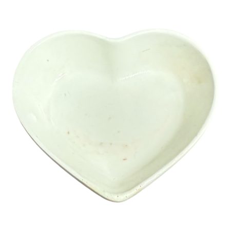 Handmade Heart Jewelry Tray – Eco Resin Trinket Dish for Rings, Earrings & Gifts