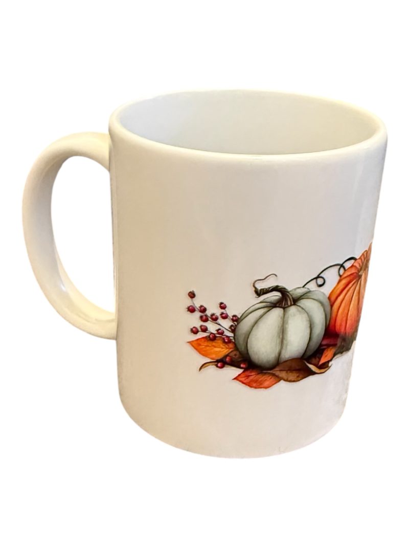 Pumpkin Trio Ceramic Mug – Cozy Autumn Drinkware with Fall Leaves Design