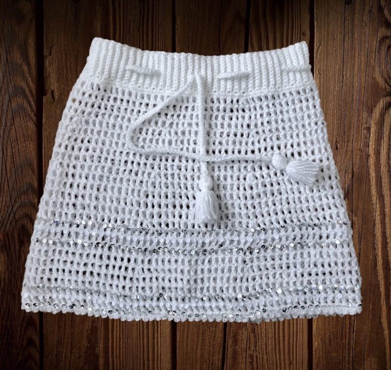 Mini Skirt - Off White With Sequins . Handmade Crochet Skirt. U.K. Size Small (S).