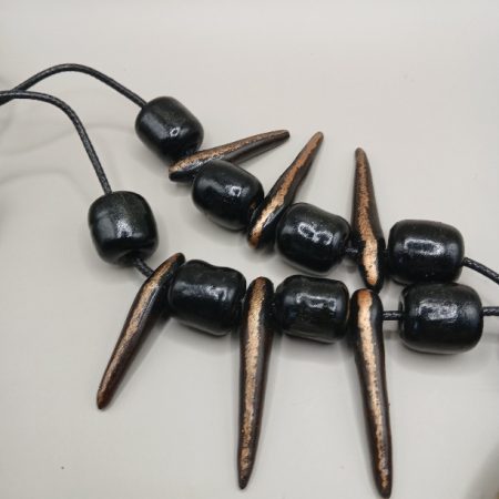 Hunter's Charms - Fallen Phoenix | resin pendant | Skull, Talon | LARP, cosplay