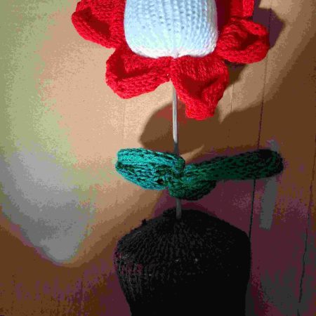 Knitted scented flower with pot