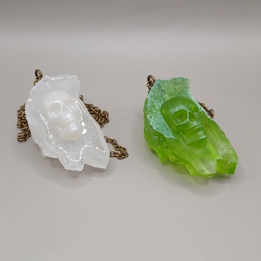 Arcane Artefacts: Spirit Shards - crystal resin pendant | UV, glow | LARP, cosplay, theatre