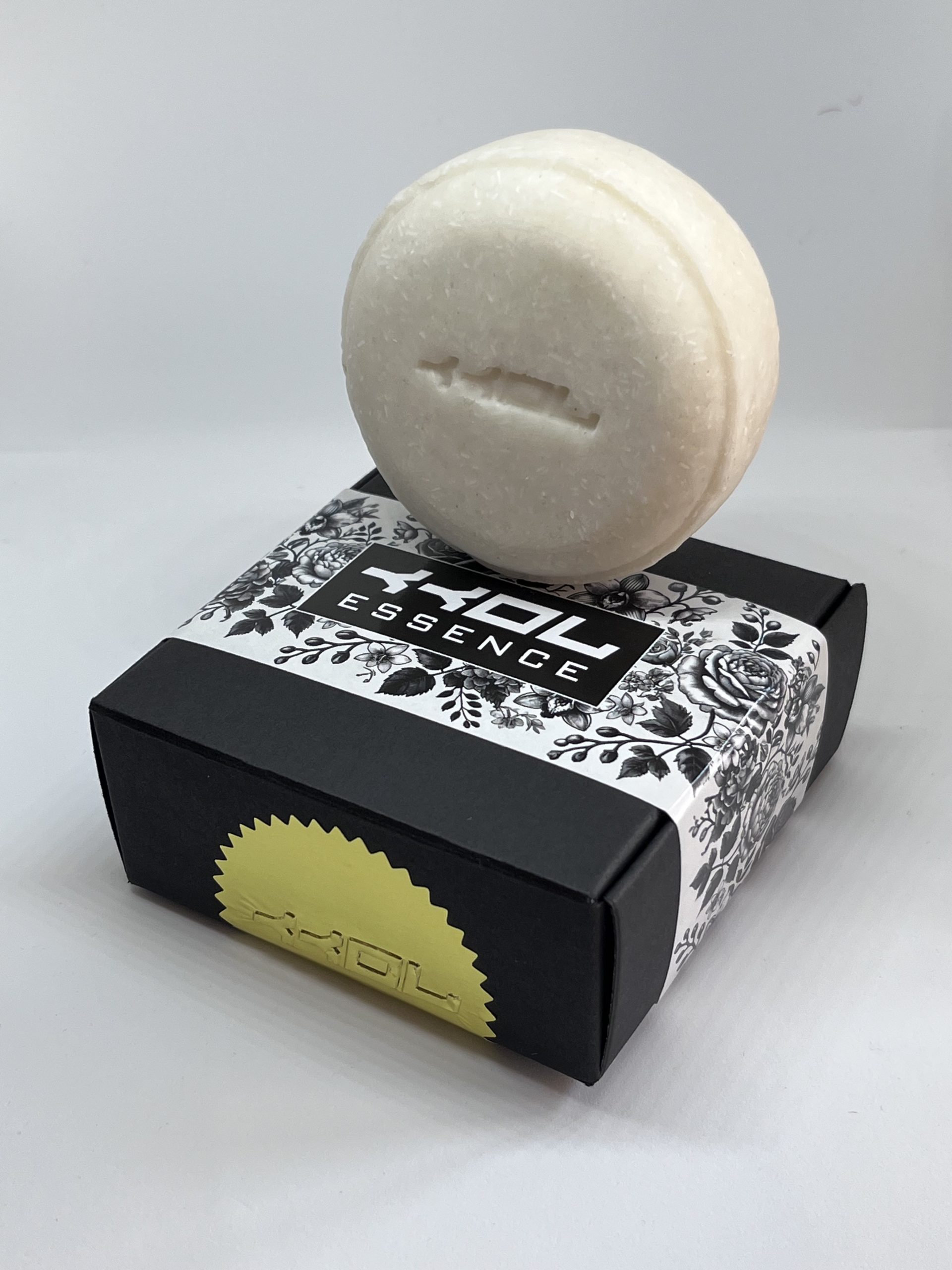 Luxury Artisan Doggie Shampoo Bar 100g. Personally formulated and hand crafted. Fragrance free