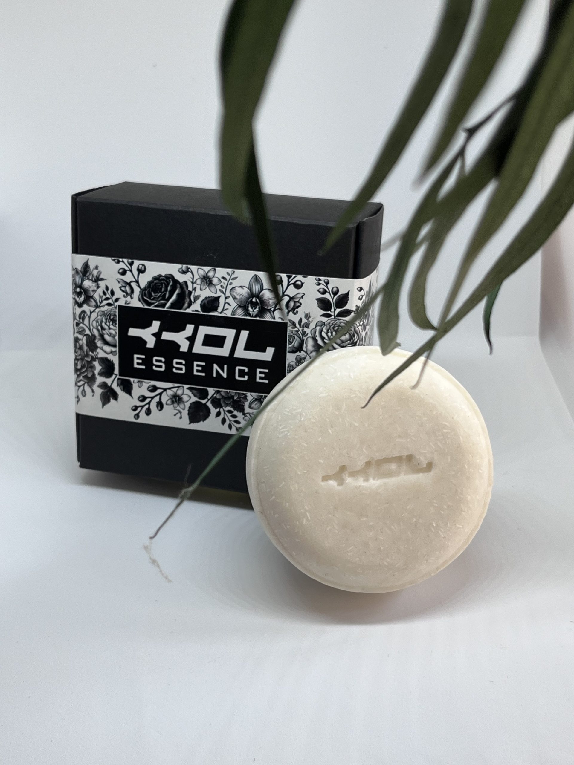Luxury Artisan Doggie Shampoo Bar 100g. Personally formulated and hand crafted. Oatmeal and Argan
