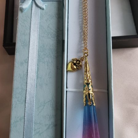 Beautiful Pink And Blue Glass Resin Crystal Pendant Necklace