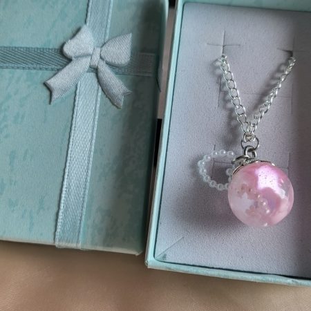 Cute pink resin ball necklace