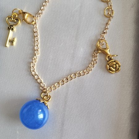 Royal blue and gold resin ball bracelet