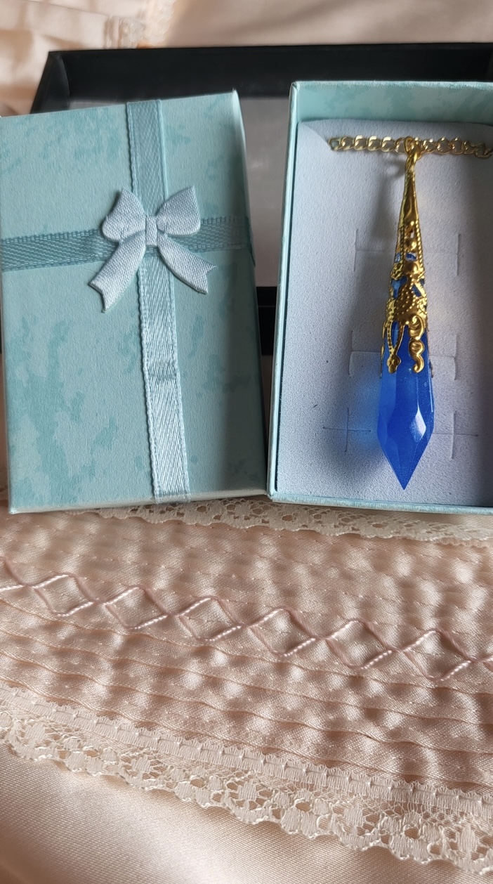 Royal blue and gold resin Crystal pendant necklace