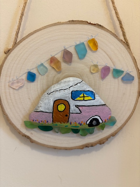 Handcrafted Wooden Wall Hanging – Pebble Art Caravan with Glass Garland Accents
