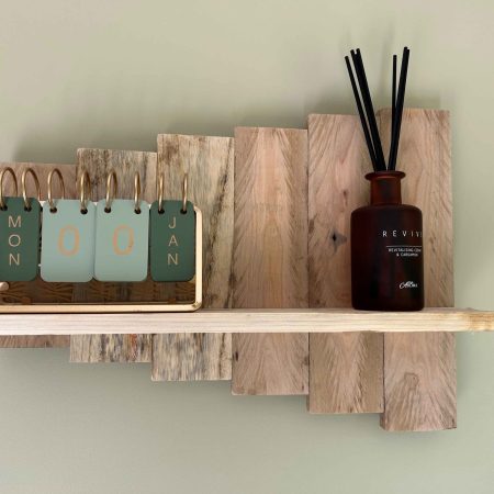 Rustic wood shelf made from reclaimed pallet wood