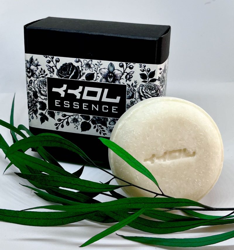 Luxury Artisan Doggie Shampoo Bar 100g. Personally formulated and hand crafted. Calming Lavender