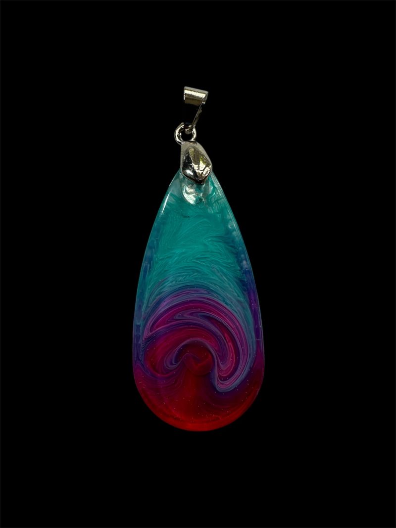 Petri Effect Pendant