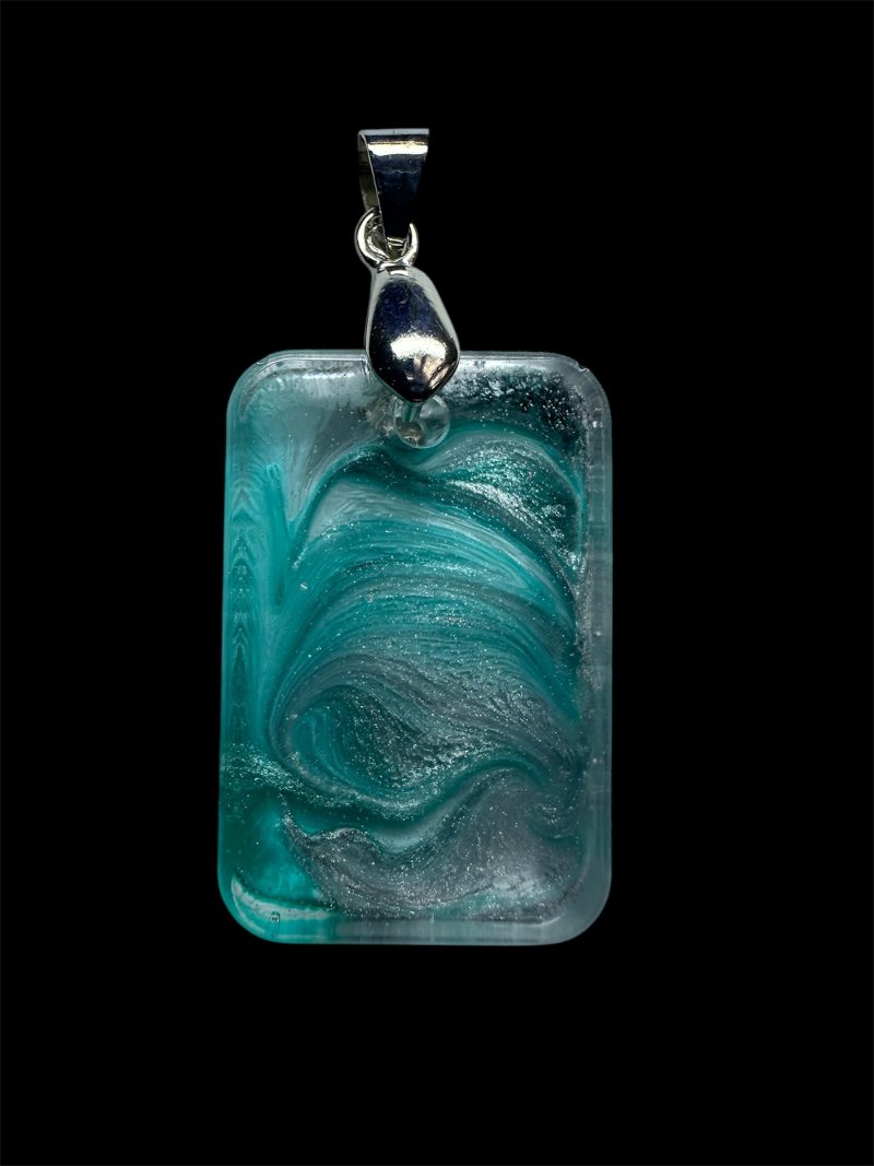 Petri Effect Pendant
