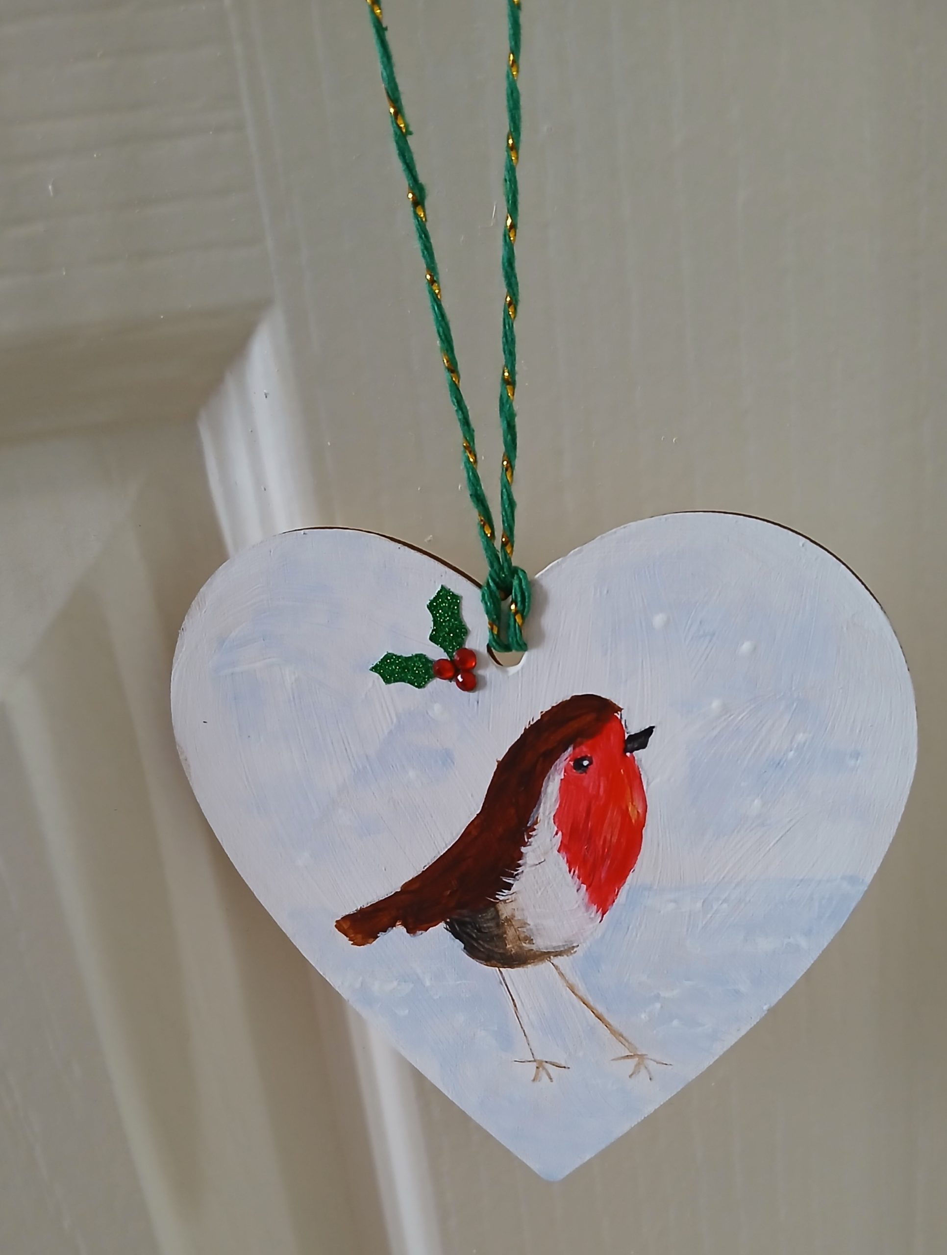 Christmas Robin handpainted wooden hanging plaque