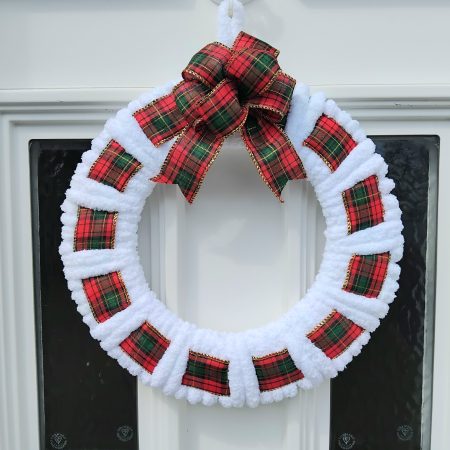 Tartan yarn wreath, tartan door wreath, tartan wall wreath Christmas wreath