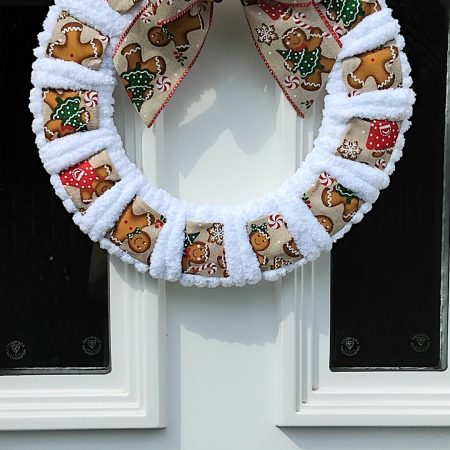 Gingerbread man/woman yarn wreath, Gingerbread door wreath, Gingerbread wall wreath, Christmas wreat