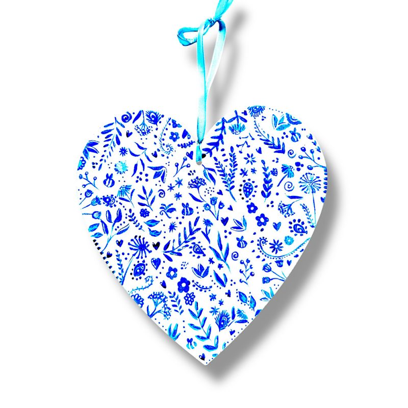 Wooden hanging heart - blue and white