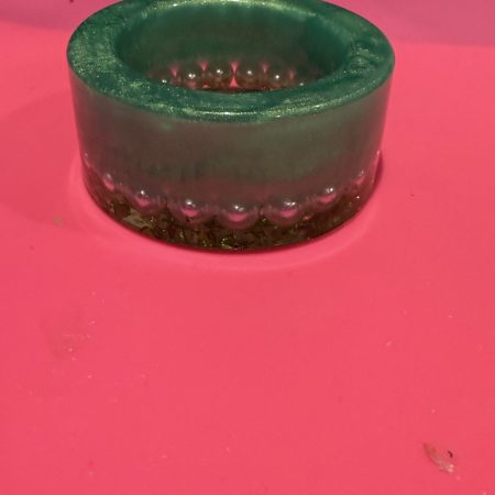Tea light candle holder