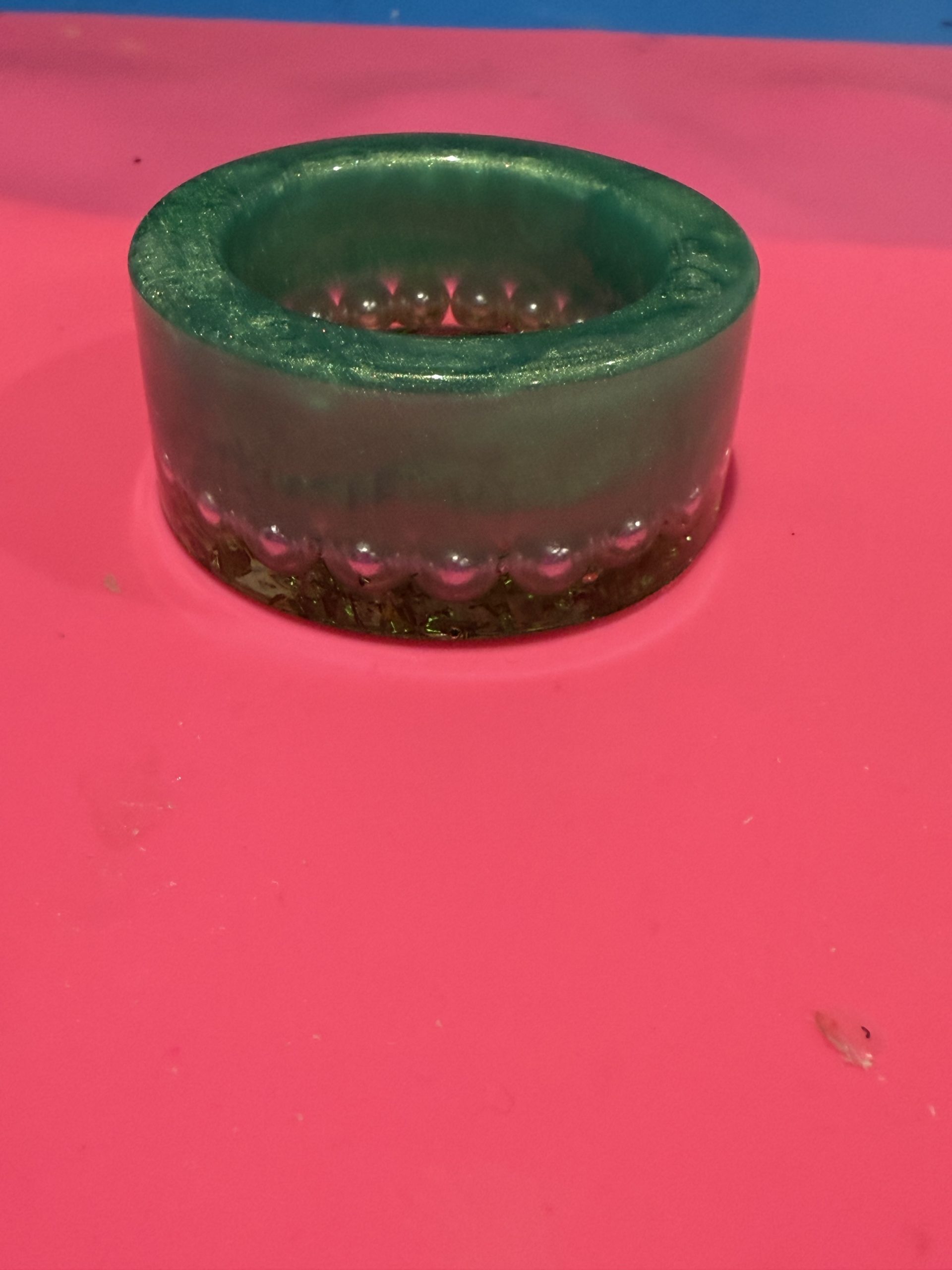 Tea light candle holder