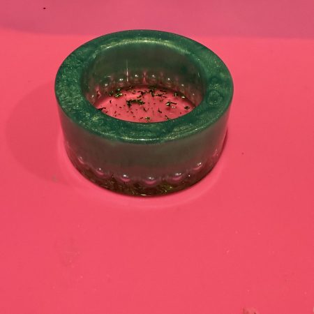 Tea light candle holder