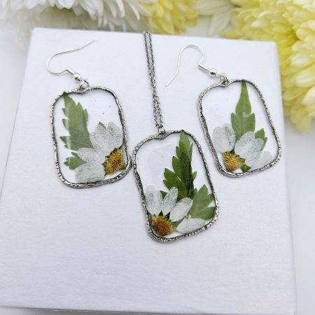 Daisy Earring and Necklace Set