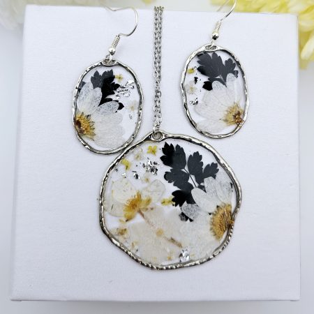 Monochrome Meadow Earring and Necklace Set