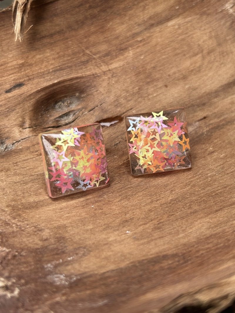 Square stud resin earrings with colorful stars