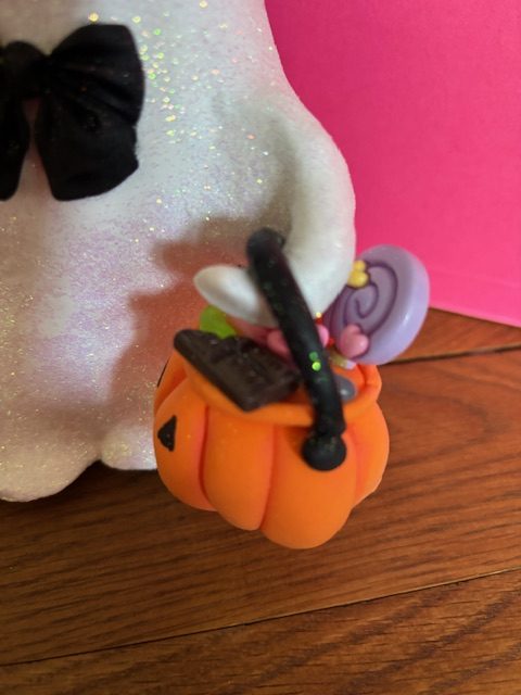 Halloween Trick or Treat Ghost