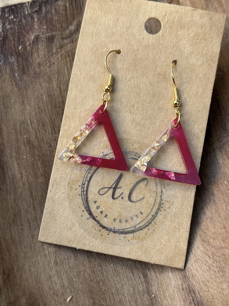 Resin triangle earrings with gold