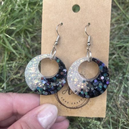 Round glittery resin earrings