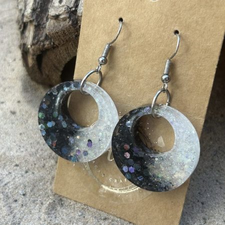 Round glittery resin earrings