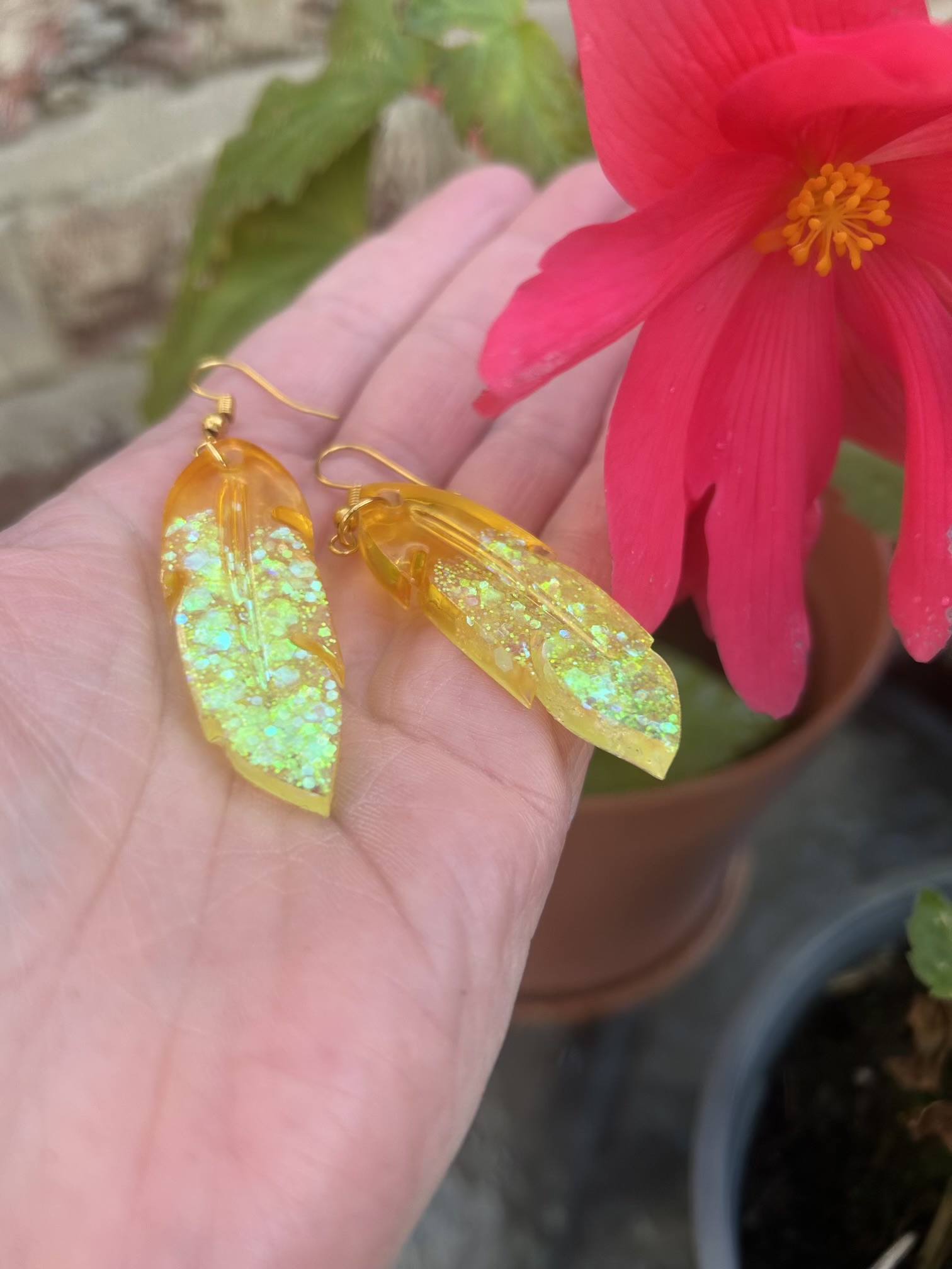 Resin earrings lemon leaves