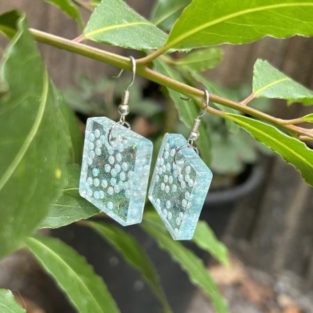 Resin earrings square with pearls