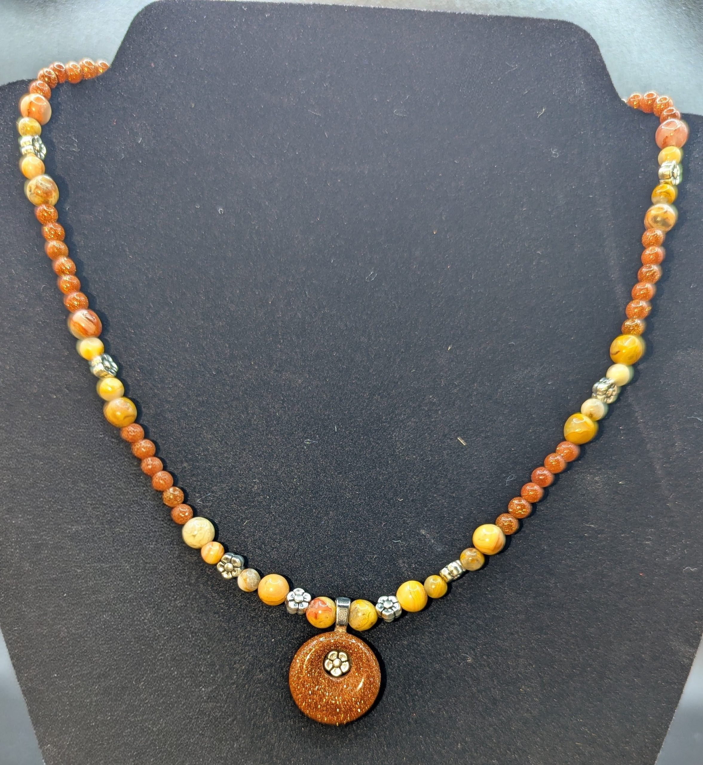 The one of a kind Autumn Necklet Beautiful autumn colours