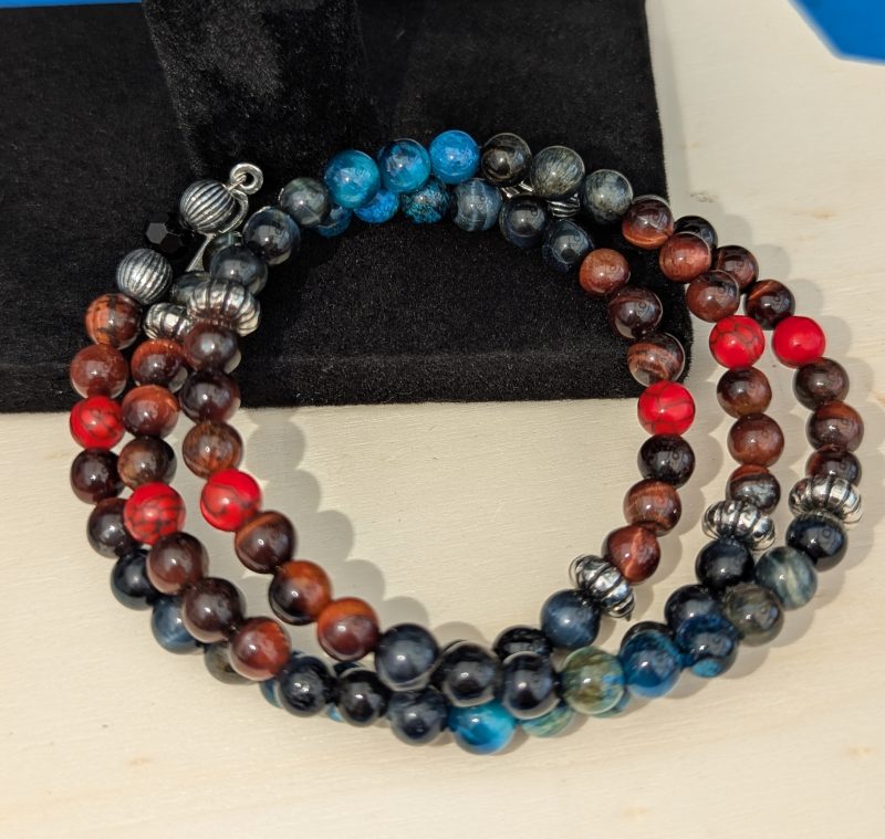 Memory wire bracelet with a combination of various Tiger Eye stones