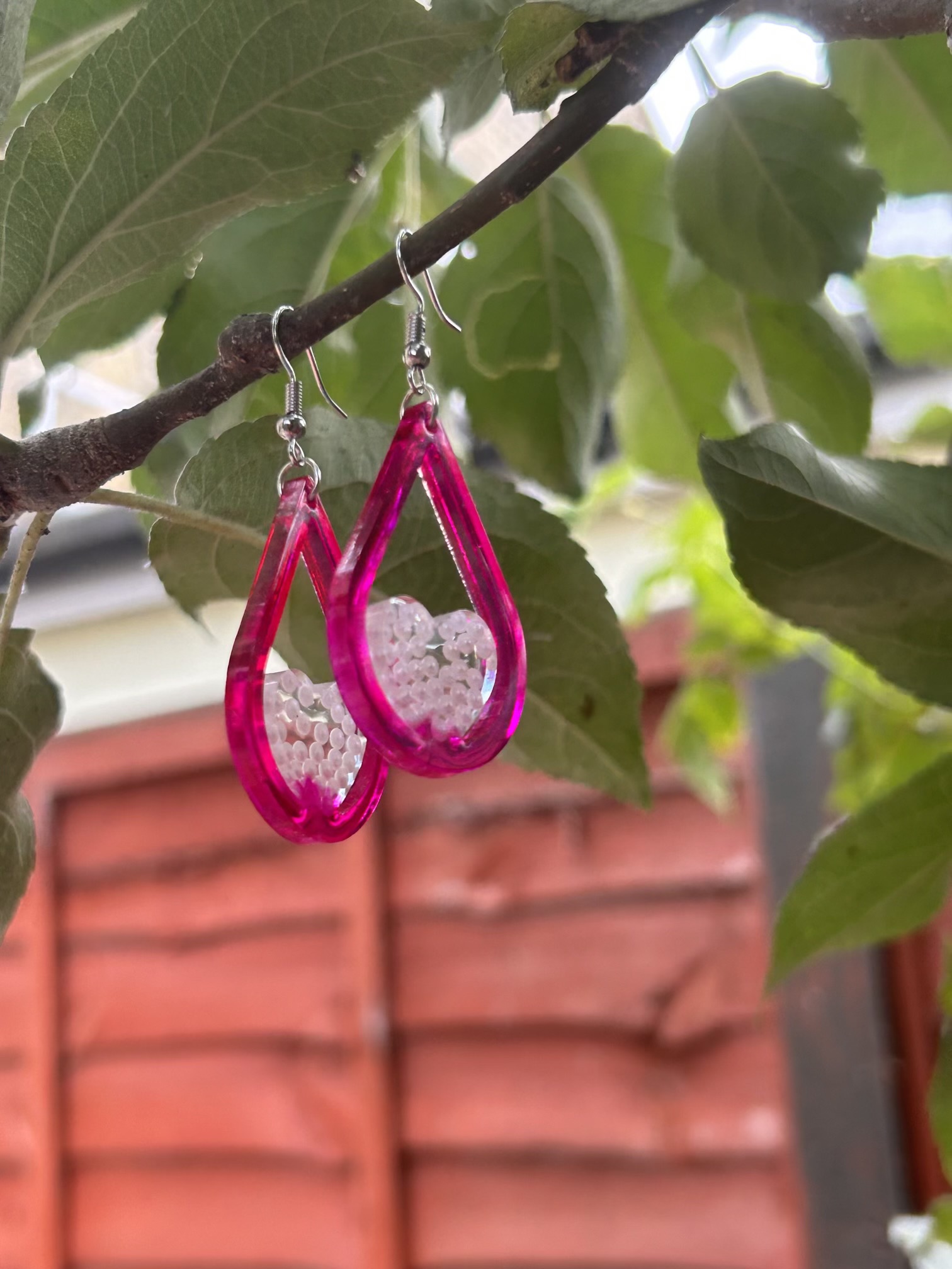 Red resin teardrops with pearls