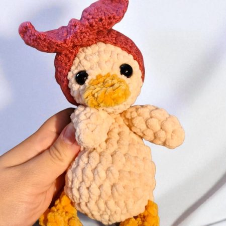 🌹 Rosie, the Duckling snuggler 🐥