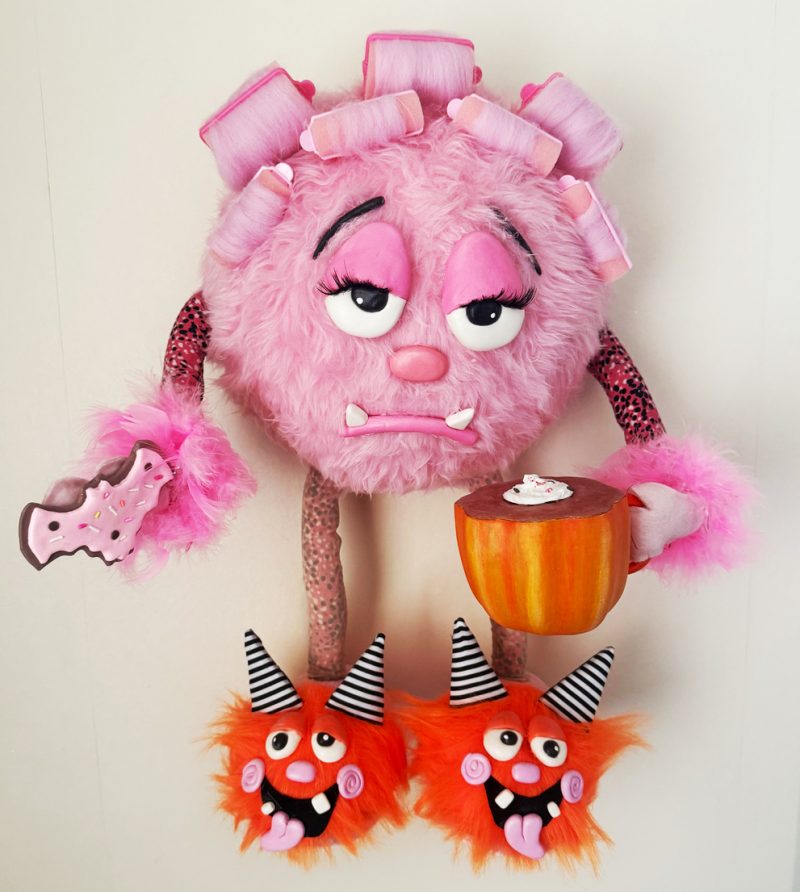 Mom-Ster the grumpy monster wreath attachment/wall decoration. 55cm tall 43cm wide