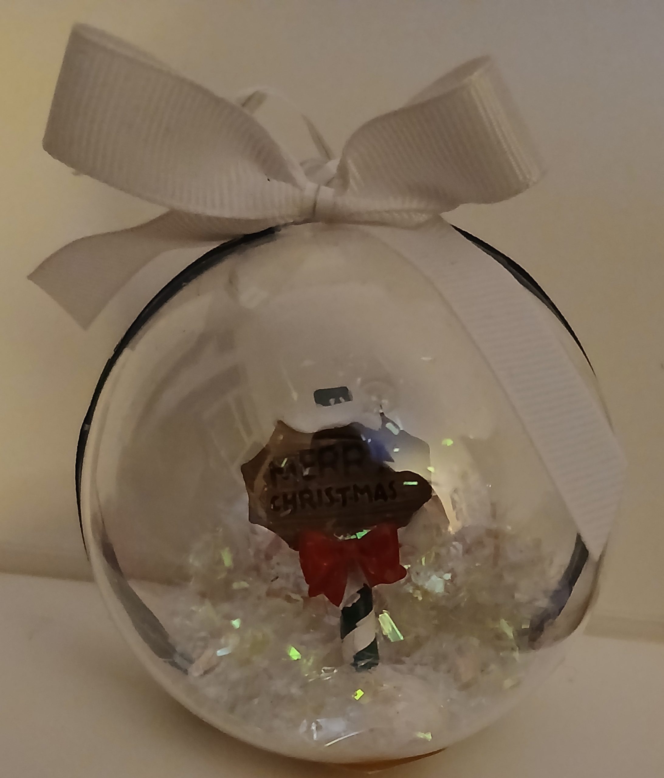 Merry Xmas sign glitter bauble
