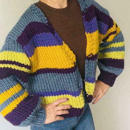Chunky handknitting multicolore cardigan with wide sleeves