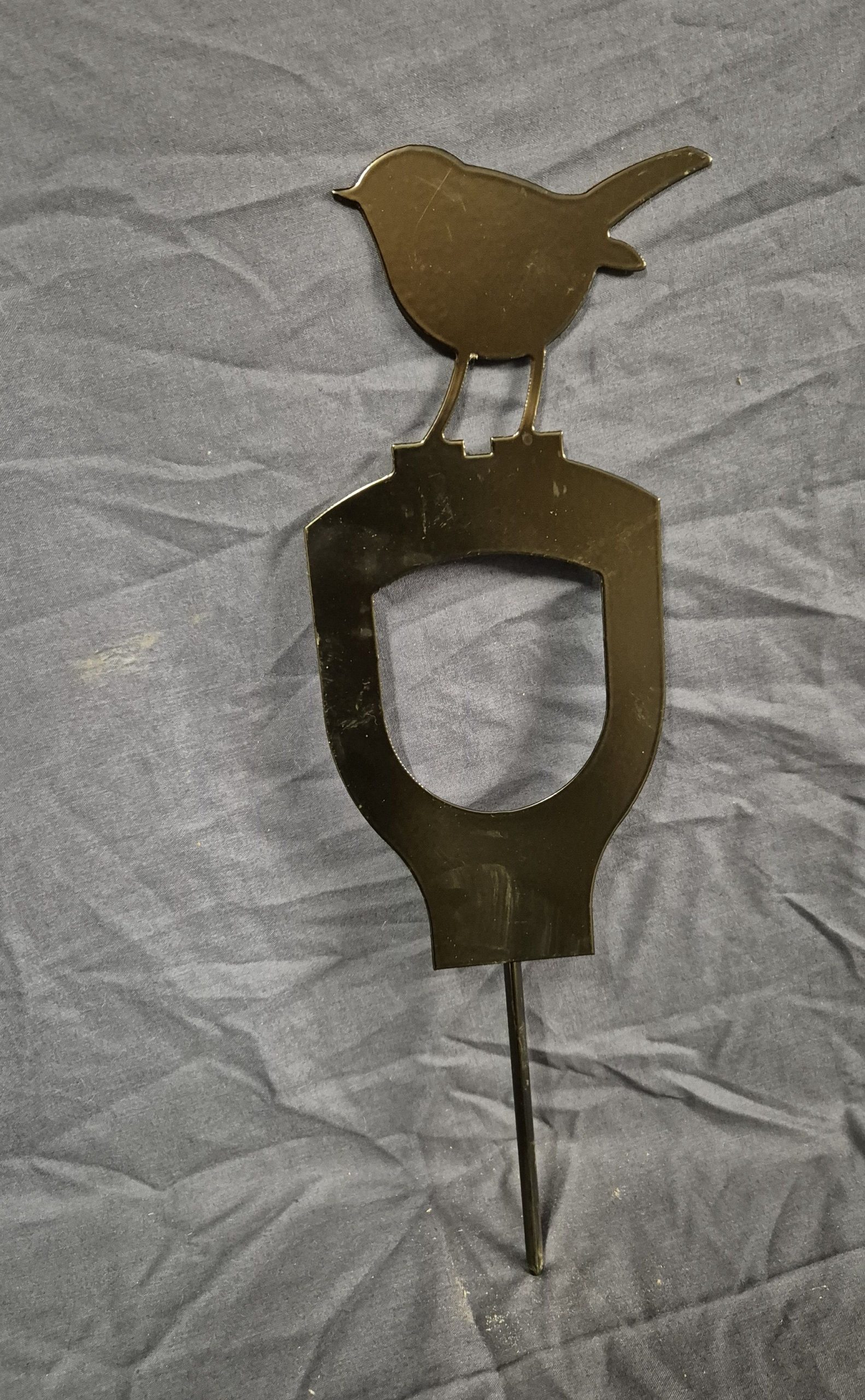 Bird on a handle garden stake