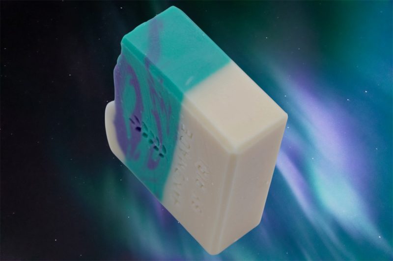 Artisan Handmade Northern Lights Soap Bar with Mint & Patchouli Essential Oils. Palm Oil & SLS Free