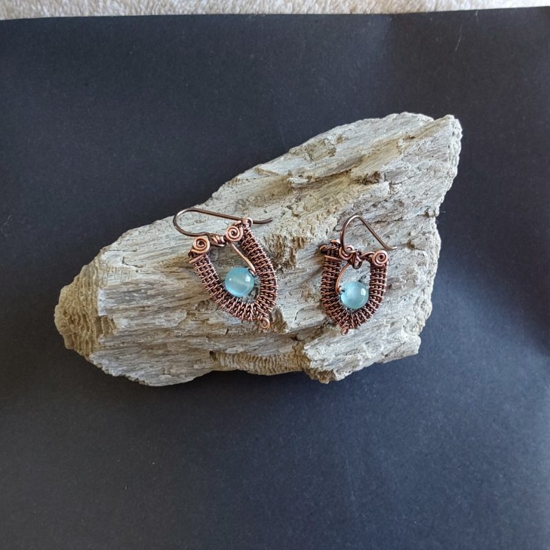 Copper wire weave Blue Cats Eye dangly earrings with Niobium hypoallergenic ear wires
