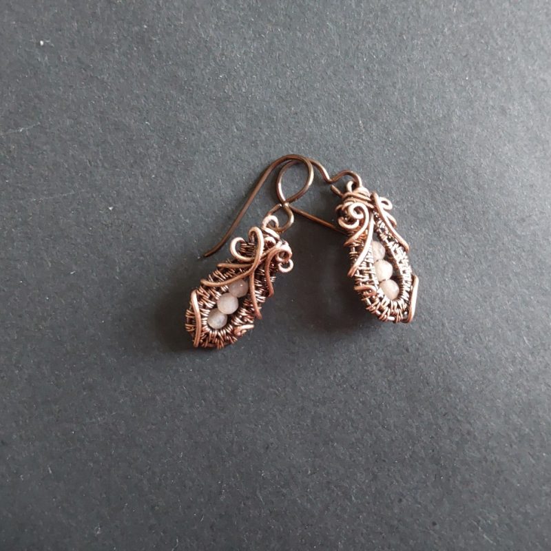 Faceted Peach Moonstone 'Ballet Shoe' style earrings with hypoallergenic ear wires. The wire weave component of each earring is approximately 1/2 an inch (2cm) in length plus ear wire length of 2 cm.