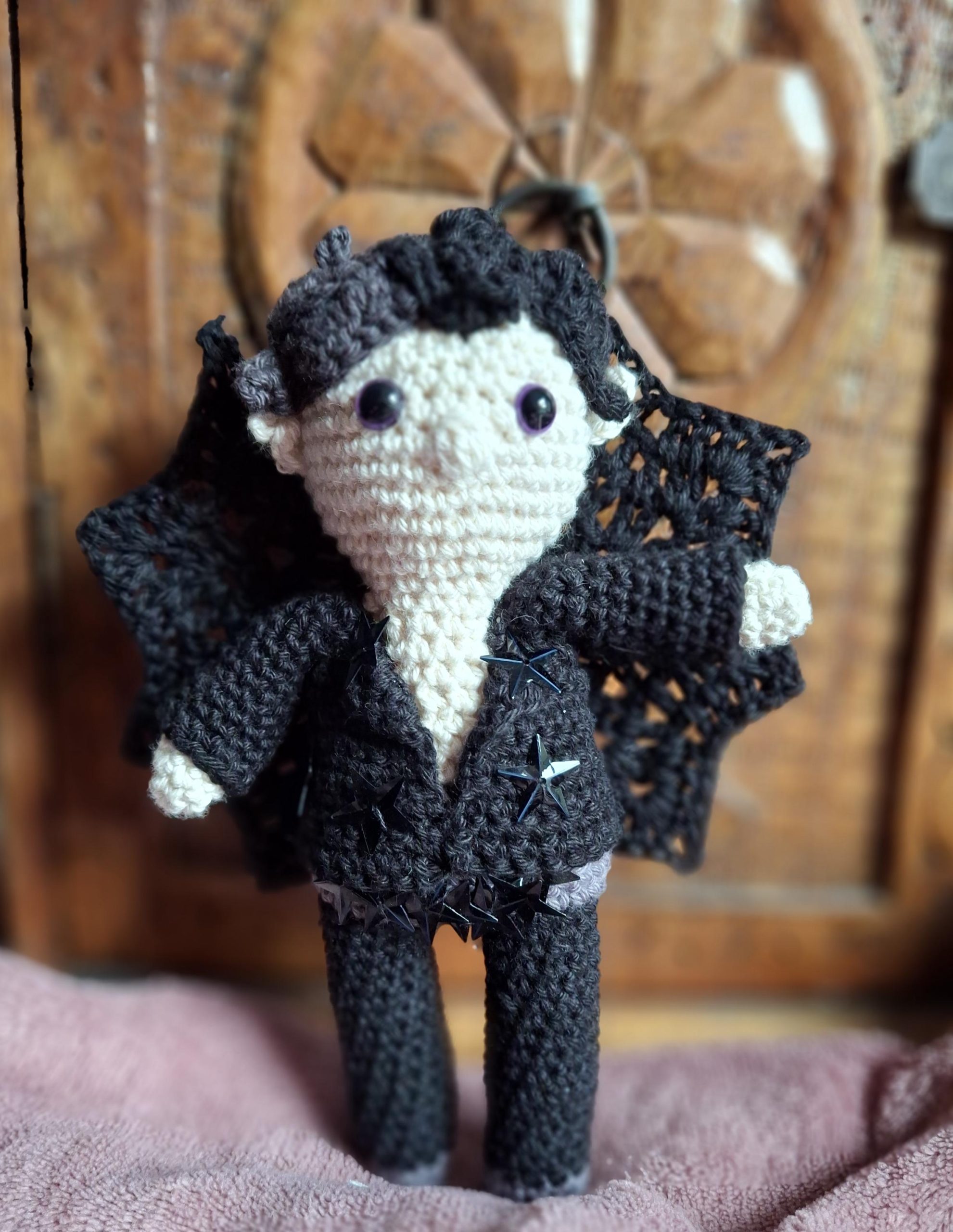 ACOTAR's Rhys, High Lord of the Night Court, handmade amigurumi collectible figure
