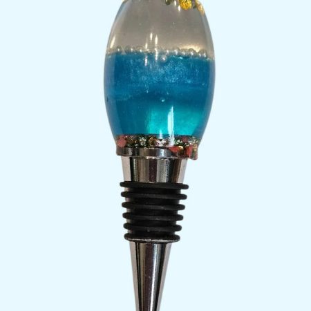 Nautical resin wine bottle stopper gold shells & starfish.