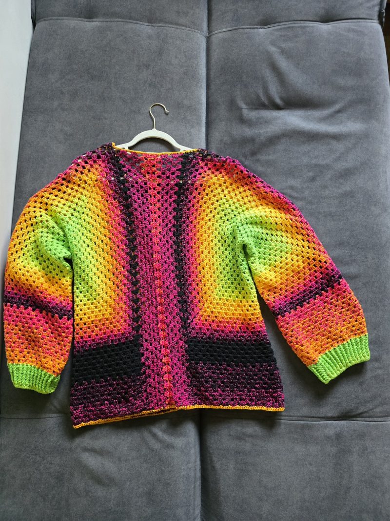 Cardigan hexagon