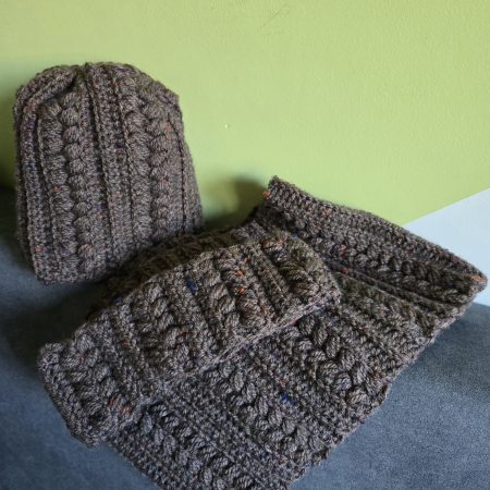 Set Hat , headband, tube scarf.